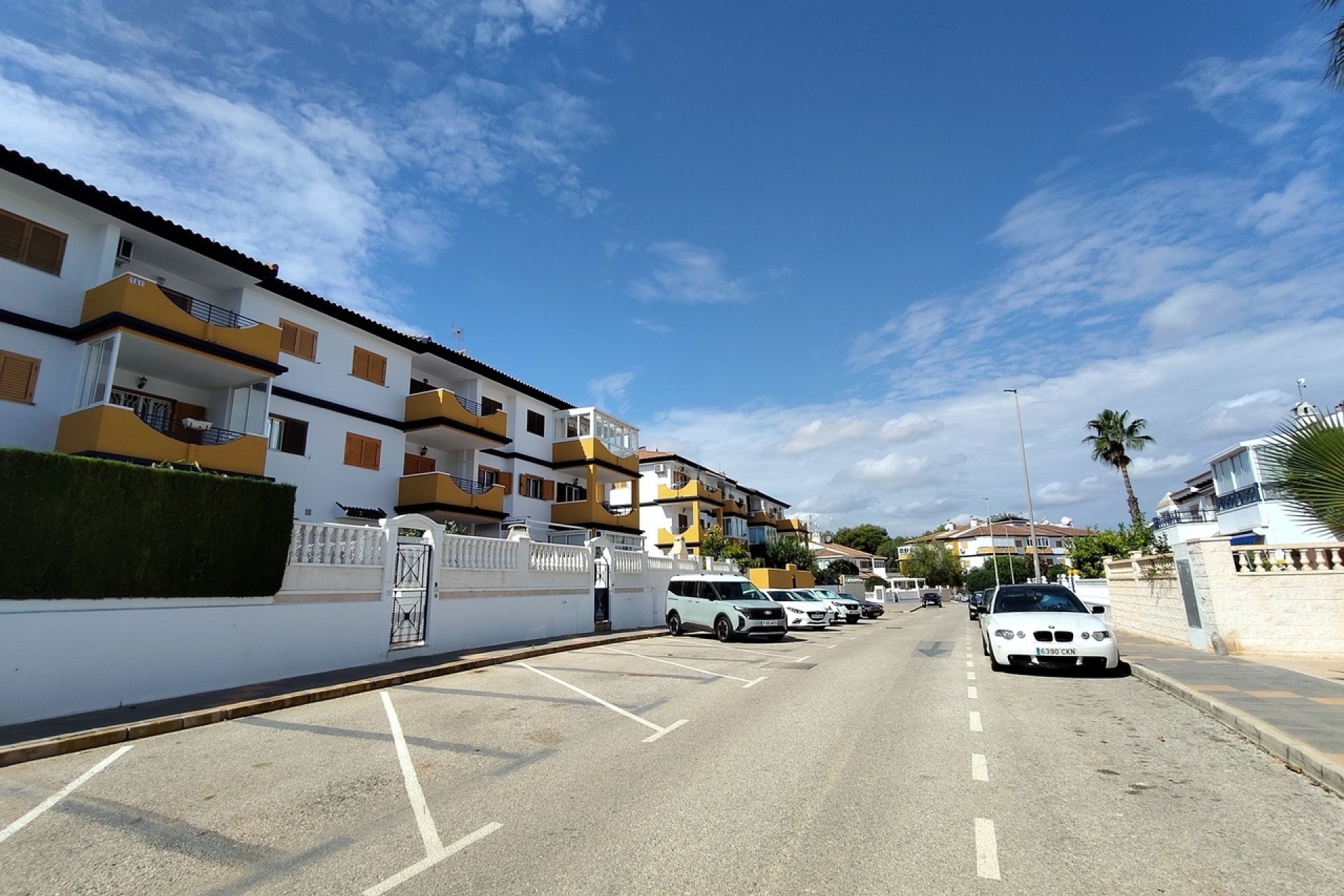 Resale - Apartment -
Mil Palmeras - Costa Blanca