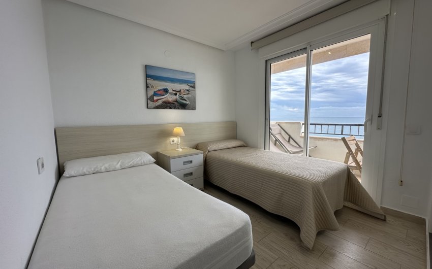 Resale - Apartment -
Mil Palmeras - Costa Blanca