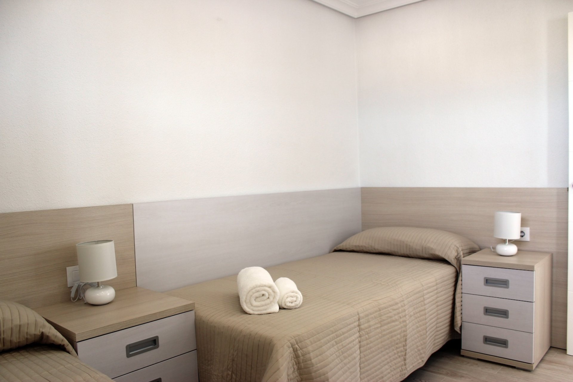 Resale - Apartment -
Mil Palmeras - Costa Blanca