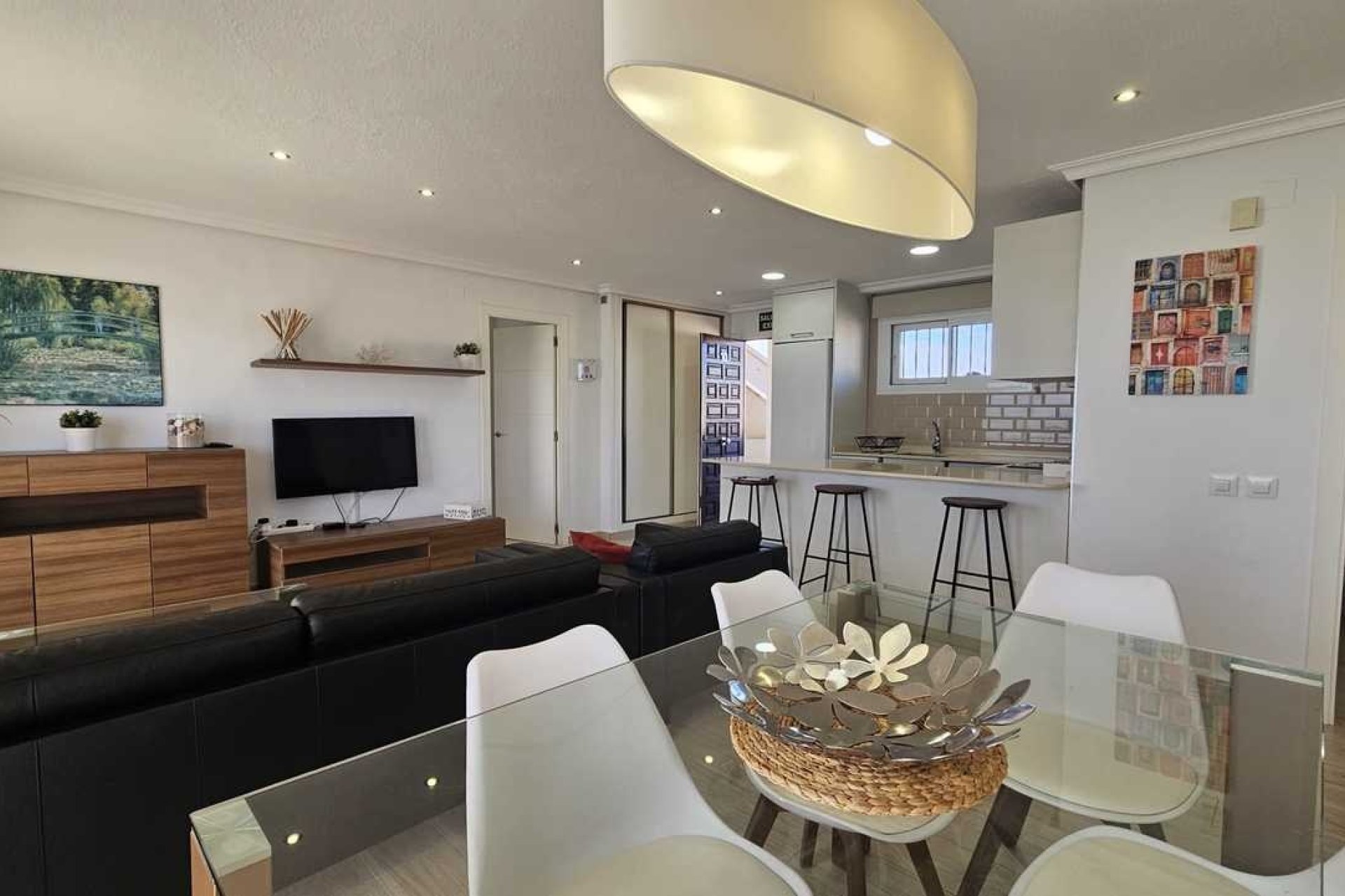 Resale - Apartment -
Mil Palmeras - Costa Blanca