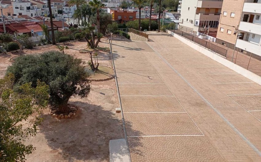 Resale - Apartment -
Mil Palmeras - Costa Blanca