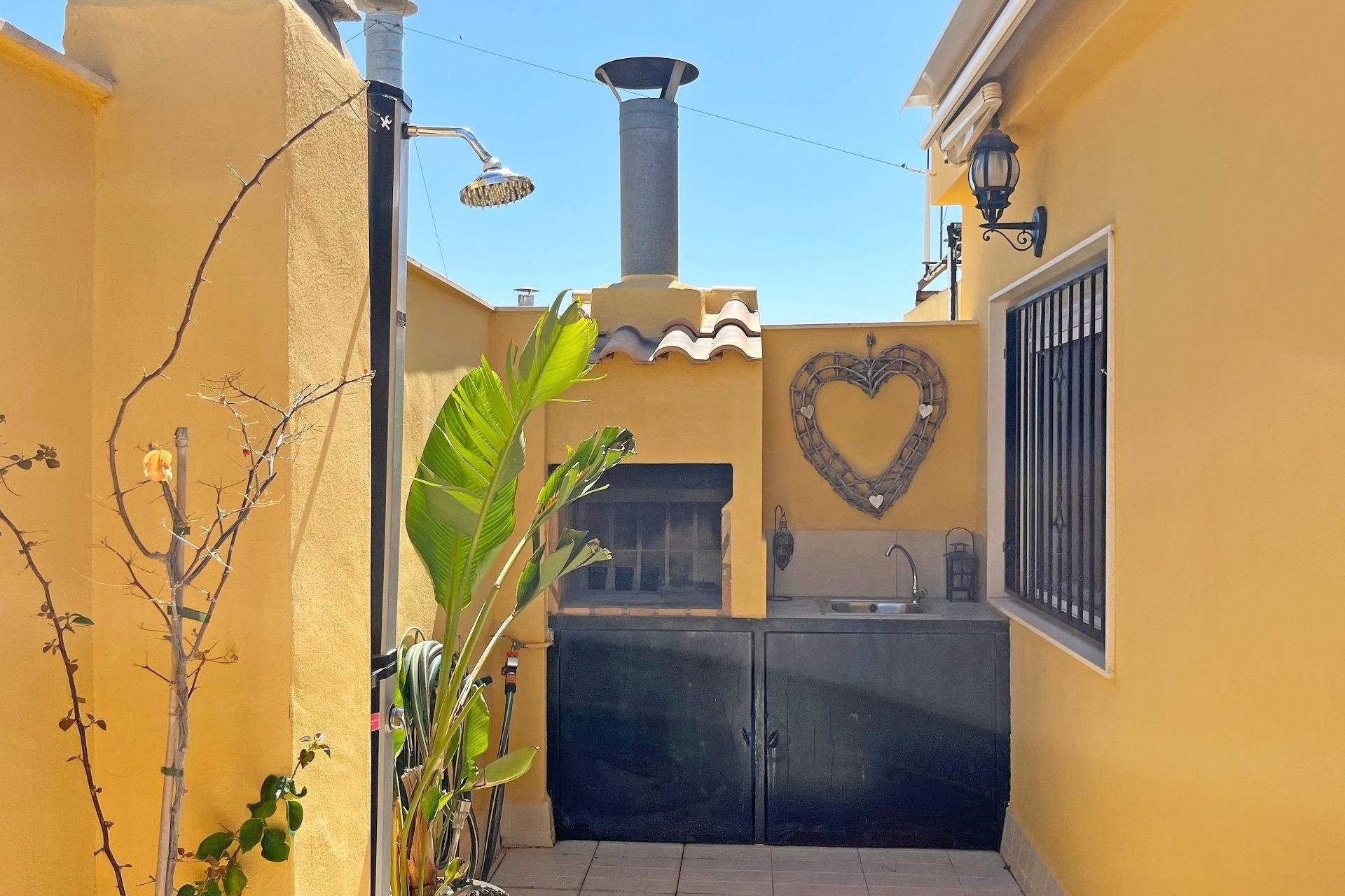 Resale - Apartment -
Novelda - Barrio San Roque