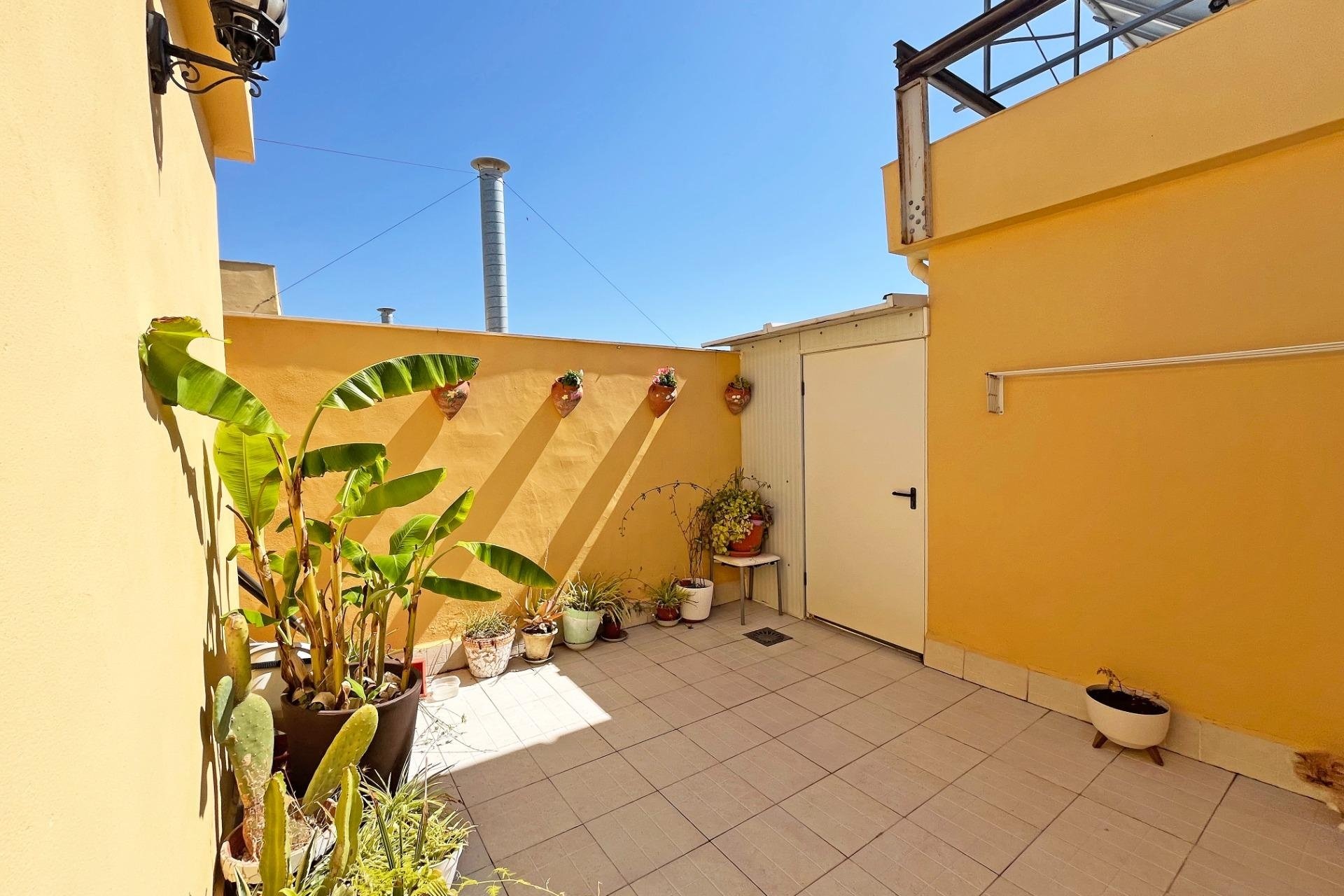 Resale - Apartment -
Novelda - Barrio San Roque