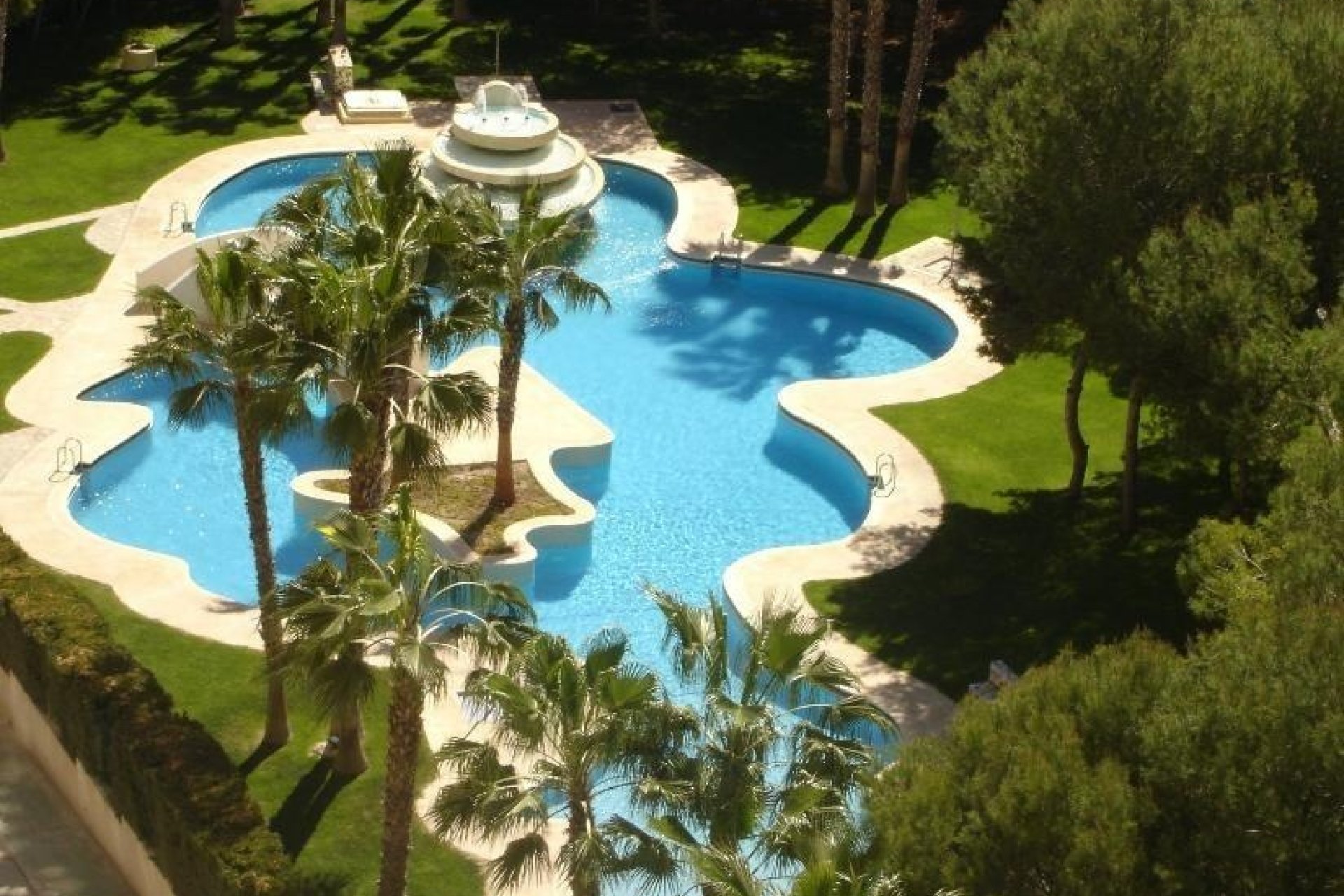 Resale - Apartment -
Orihuela Costa - Campoamor