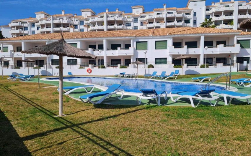 Resale - Apartment -
Orihuela Costa - Campoamor