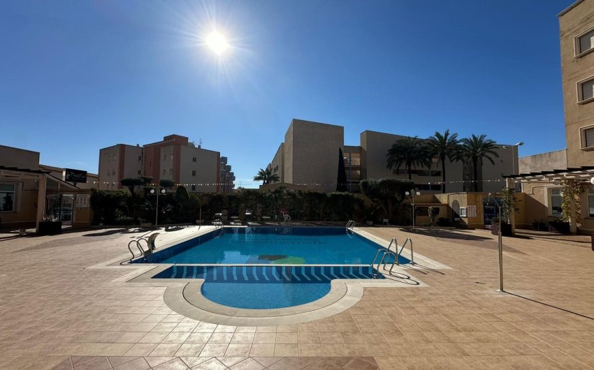 Resale - Apartment -
Orihuela Costa - Campoamor
