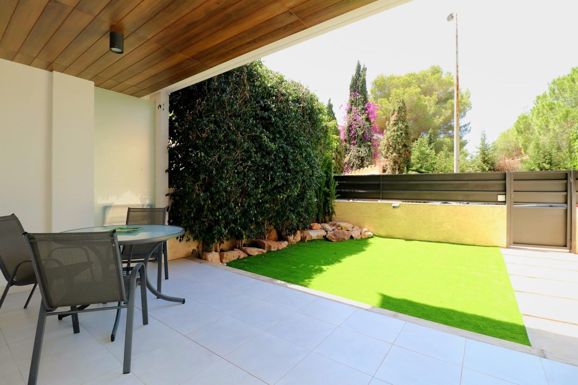 Resale - Apartment -
Orihuela Costa - Campoamor