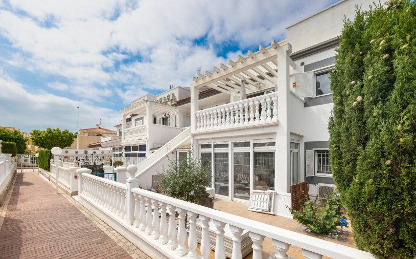Resale - Apartment -
Orihuela Costa - Costa Blanca