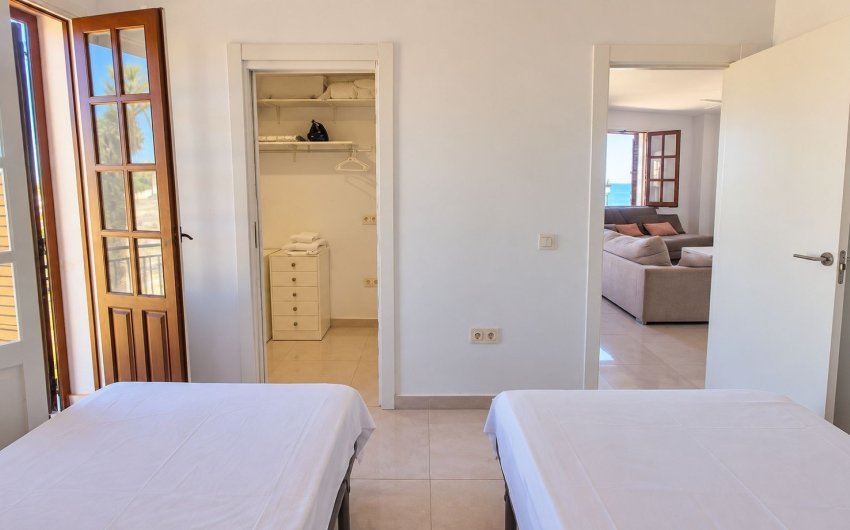 Resale - Apartment -
Orihuela Costa - Costa Blanca