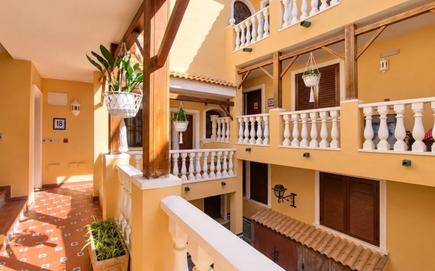 Resale - Apartment -
Orihuela Costa - Costa Blanca
