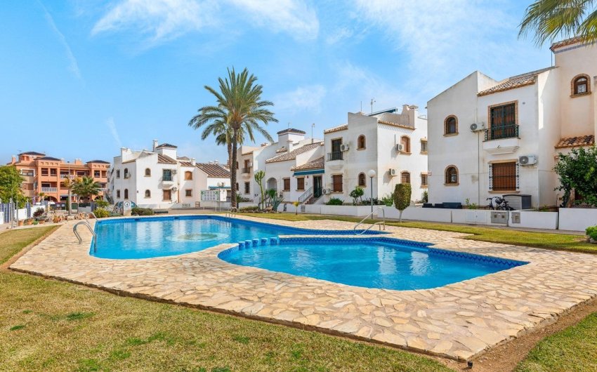 Resale - Apartment -
Orihuela Costa - Costa Blanca