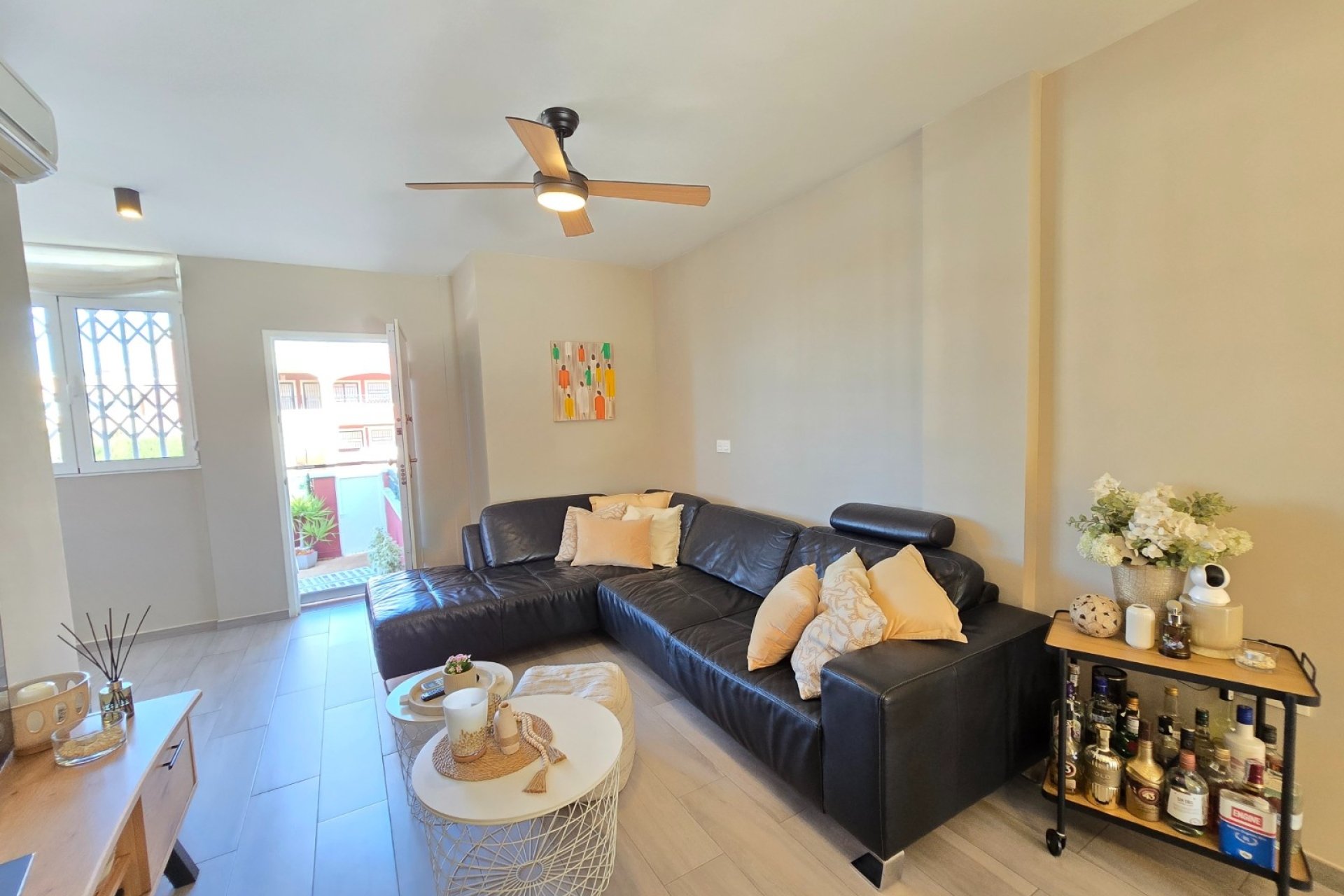 Resale - Apartment -
Orihuela Costa - Costa Blanca