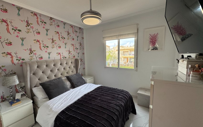 Resale - Apartment -
Orihuela Costa - Costa Blanca