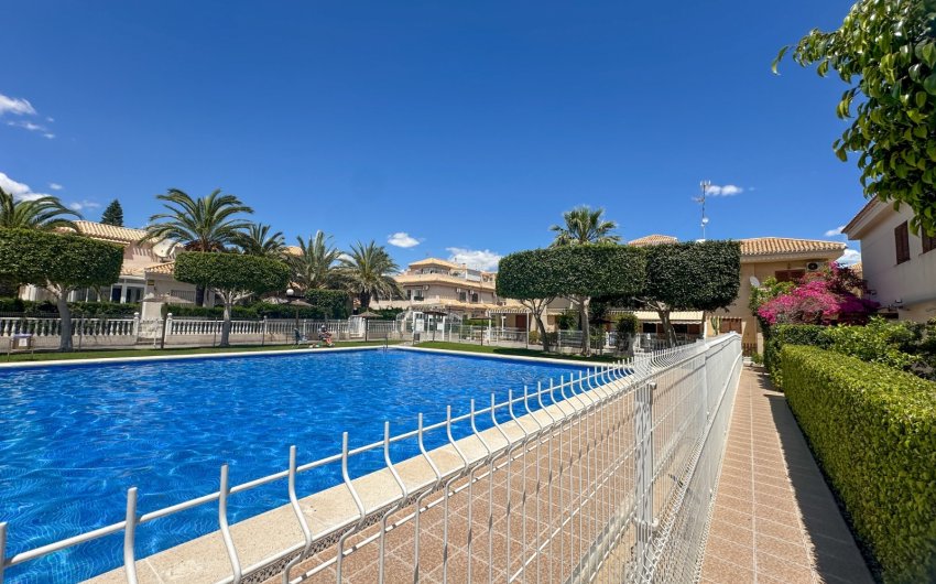 Resale - Apartment -
Orihuela Costa - Costa Blanca