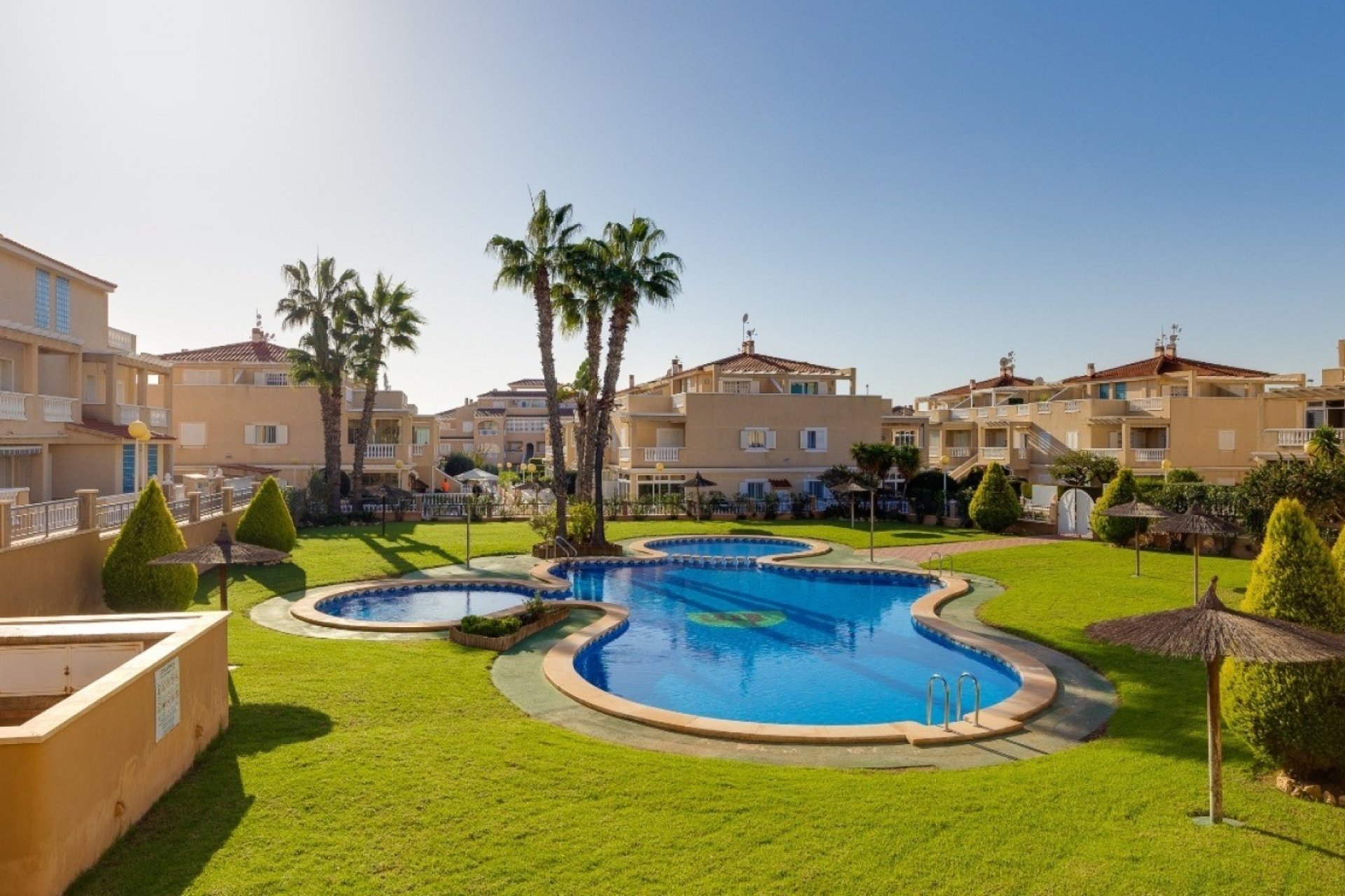 Resale - Apartment -
Orihuela Costa - Costa Blanca