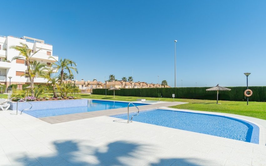 Resale - Apartment -
Orihuela Costa - Dehesa de campoamor