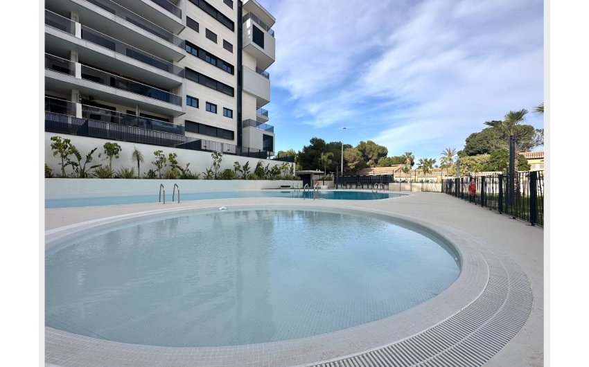 Resale - Apartment -
Orihuela Costa - Dehesa de campoamor