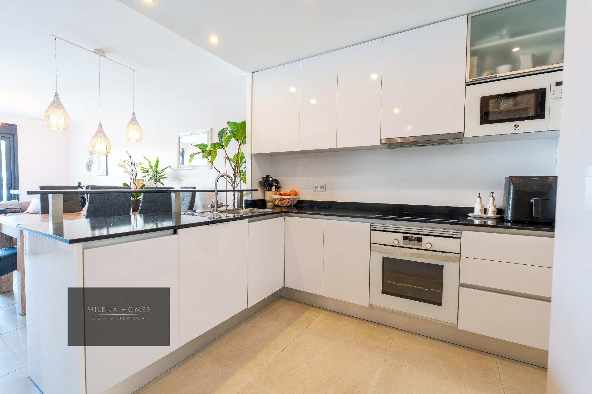 Resale - Apartment -
Orihuela Costa - La Zenia