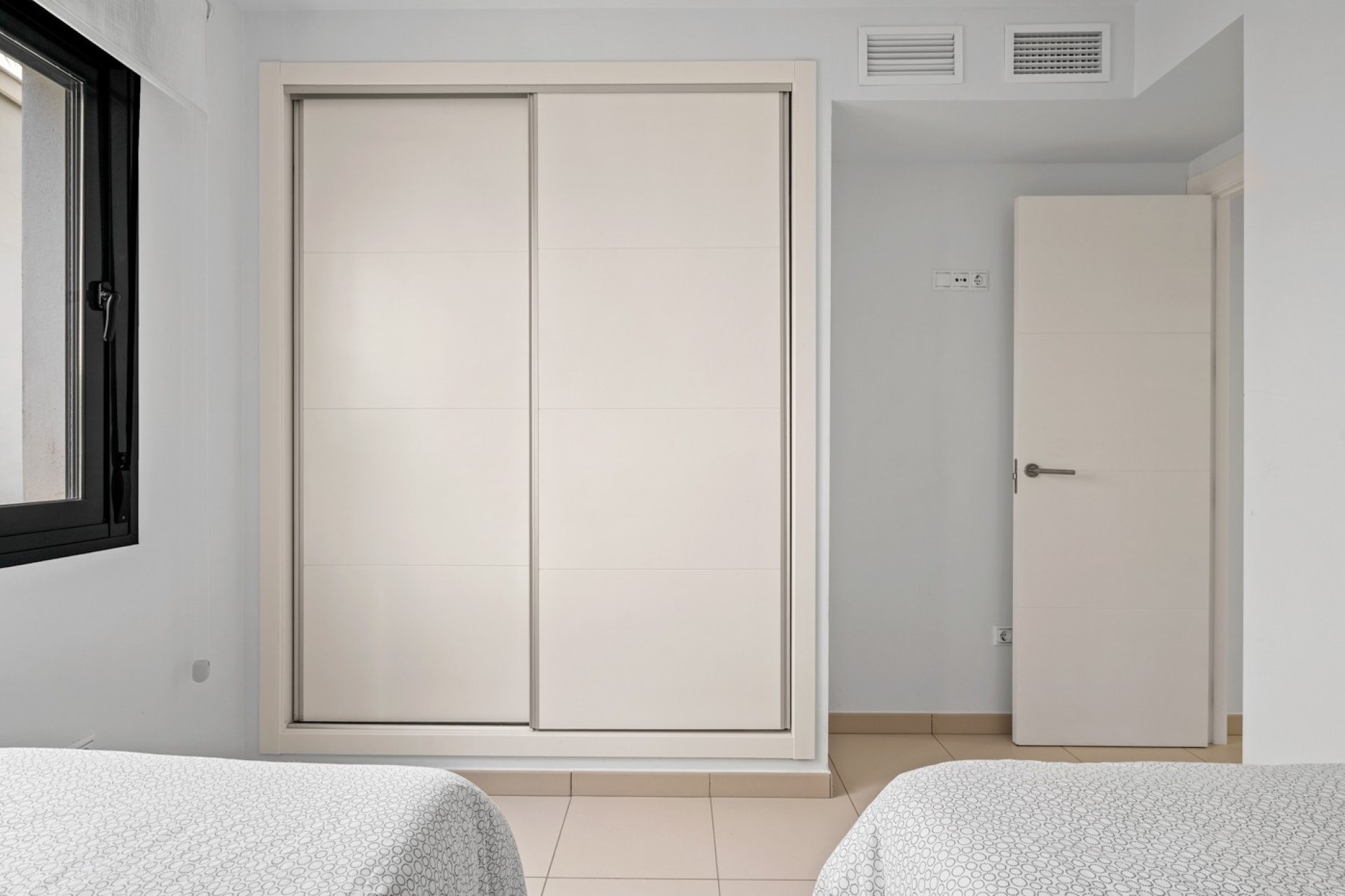 Resale - Apartment -
Orihuela Costa - Las Filipinas