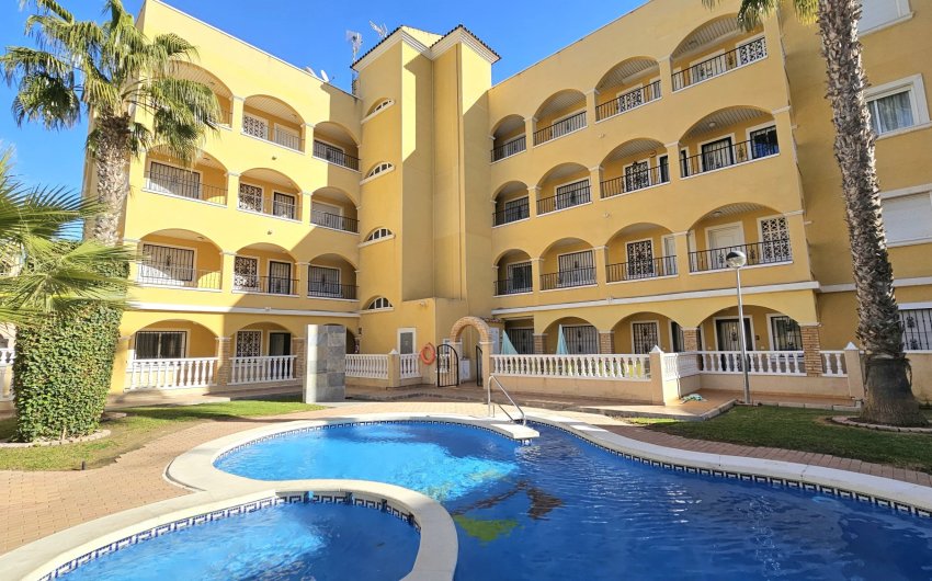 Resale - Apartment -
Orihuela Costa - Las Filipinas