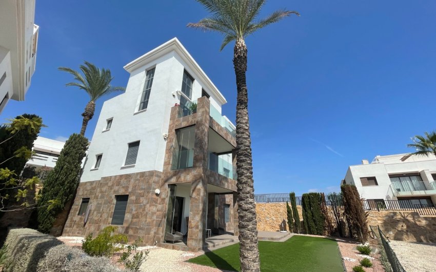 Resale - Apartment -
Orihuela Costa - Las Ramblas