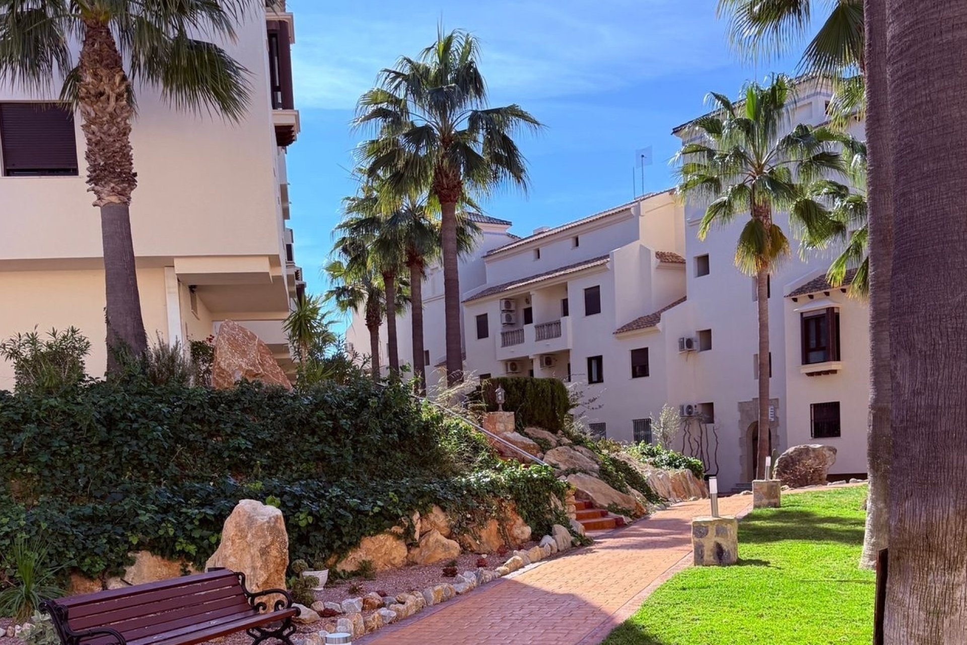 Resale - Apartment -
Orihuela Costa - Las Ramblas