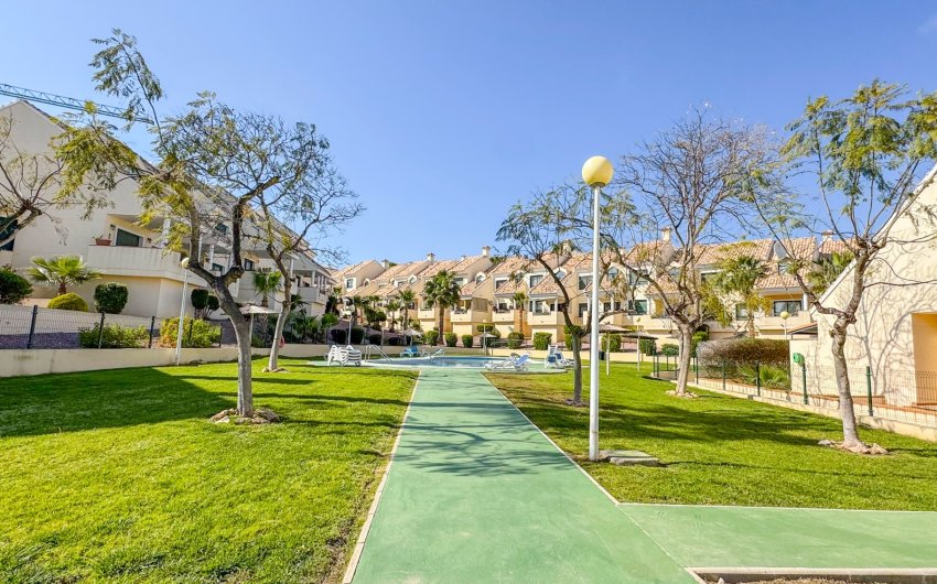 Resale - Apartment -
Orihuela Costa - Lomas de Campoamor