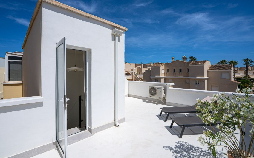 Resale - Apartment -
Orihuela Costa - Los Altos