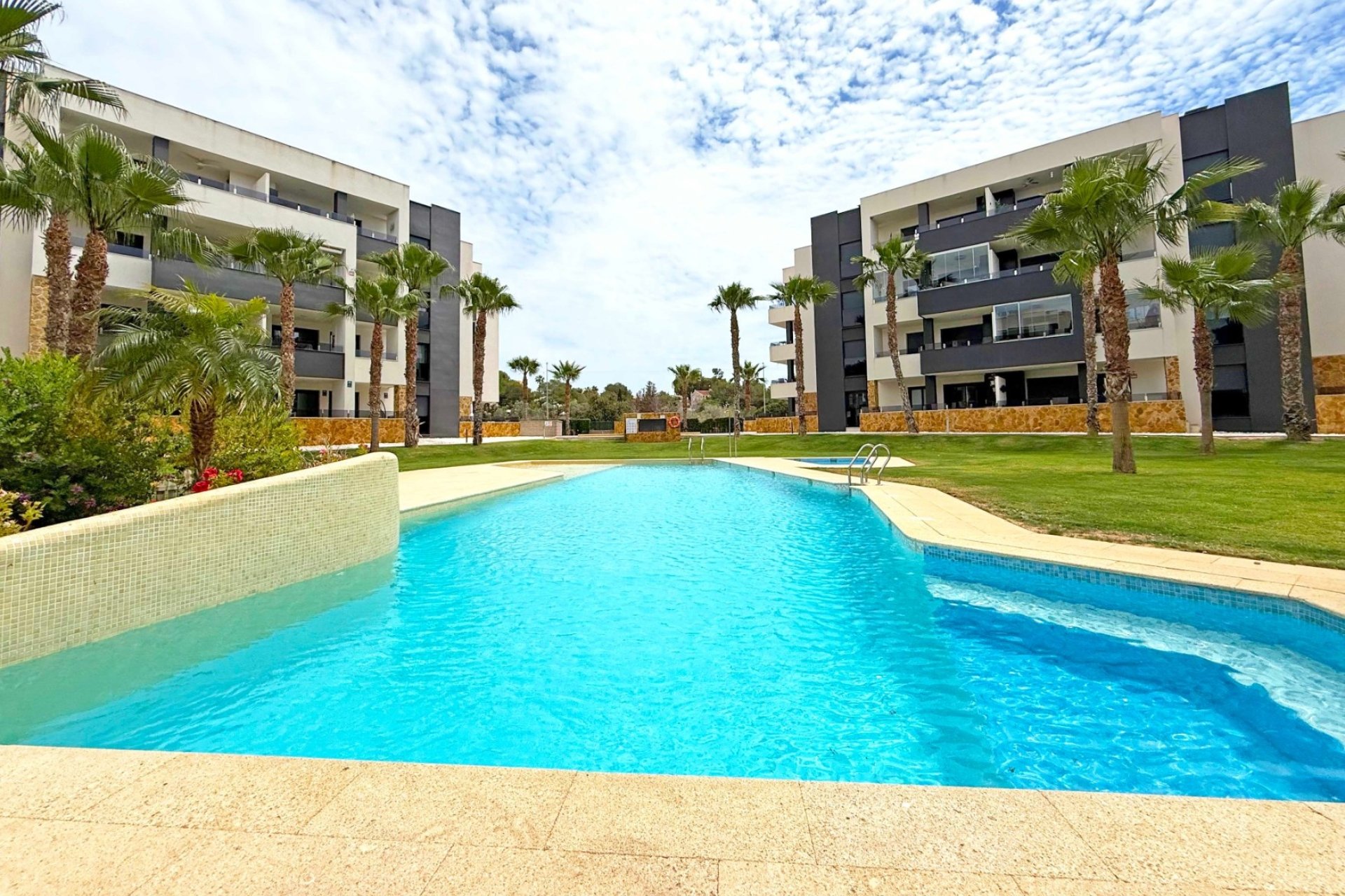 Resale - Apartment -
Orihuela Costa - Los Altos