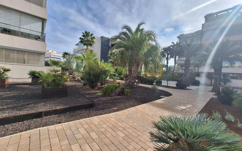 Resale - Apartment -
Orihuela Costa - Los Dolses