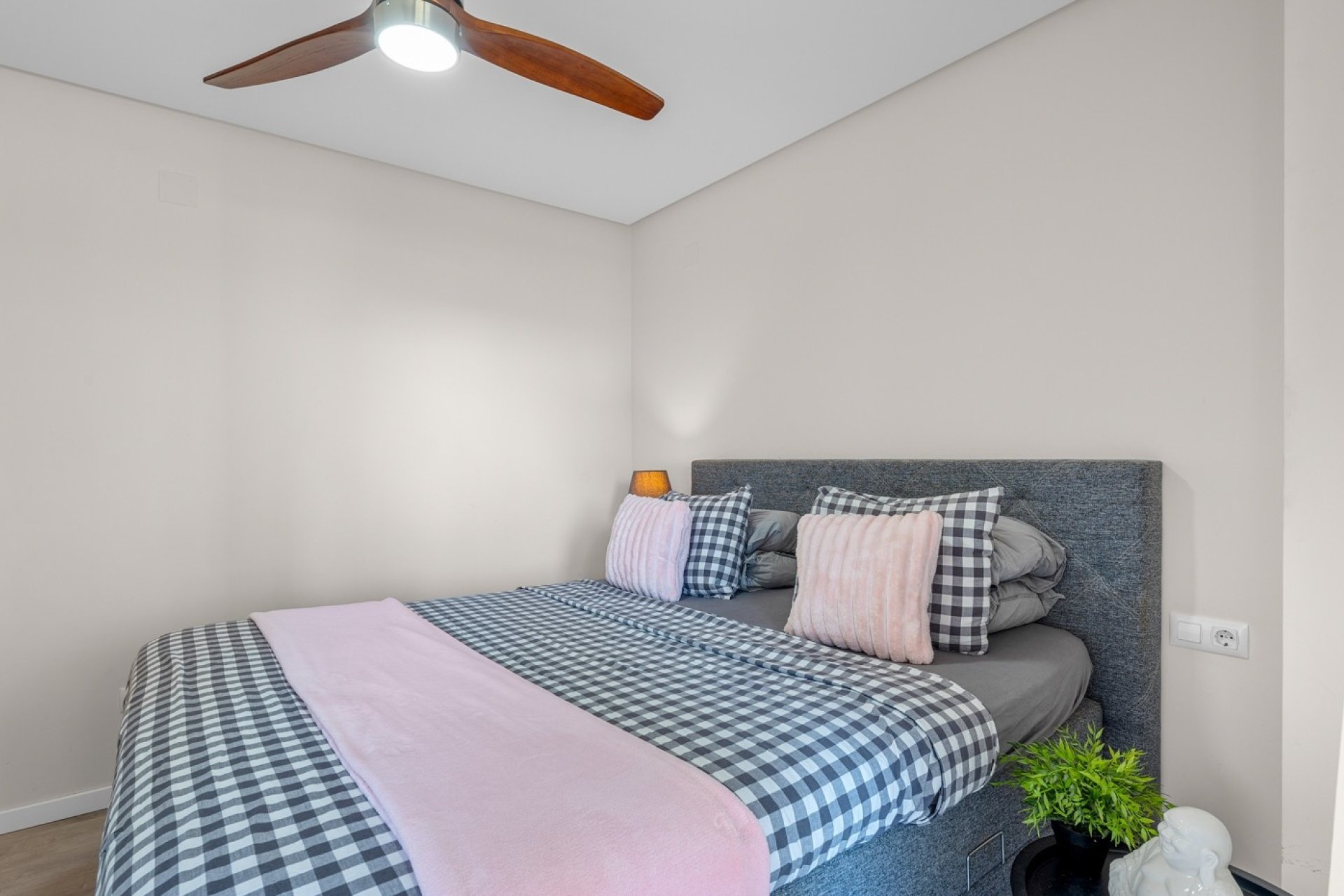Resale - Apartment -
Orihuela Costa - Los Dolses