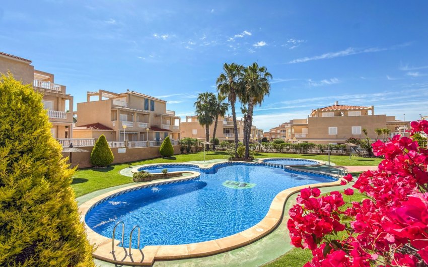 Resale - Apartment -
Orihuela Costa - Playa Flamenca