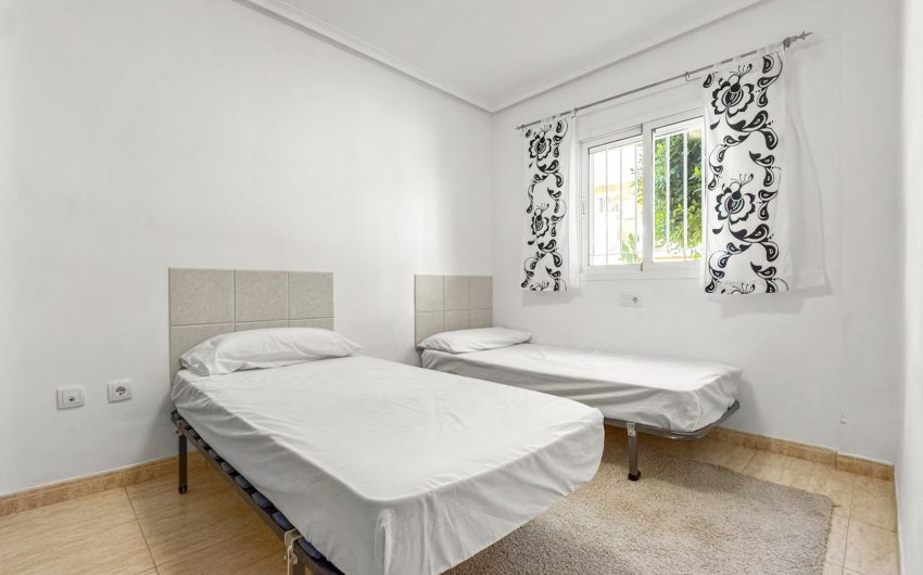 Resale - Apartment -
Orihuela Costa - Playa Flamenca