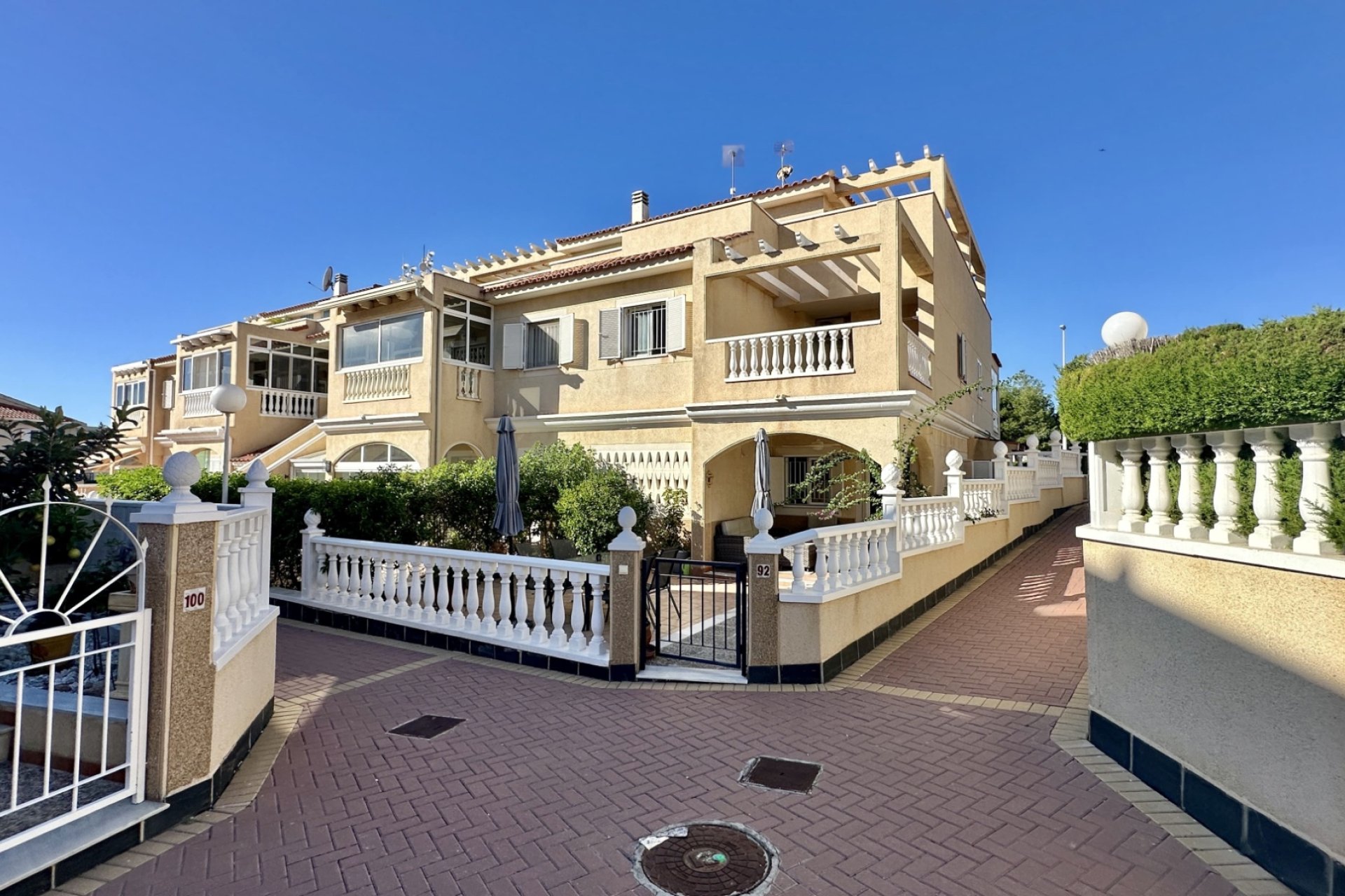 Resale - Apartment -
Orihuela Costa - Playa Flamenca