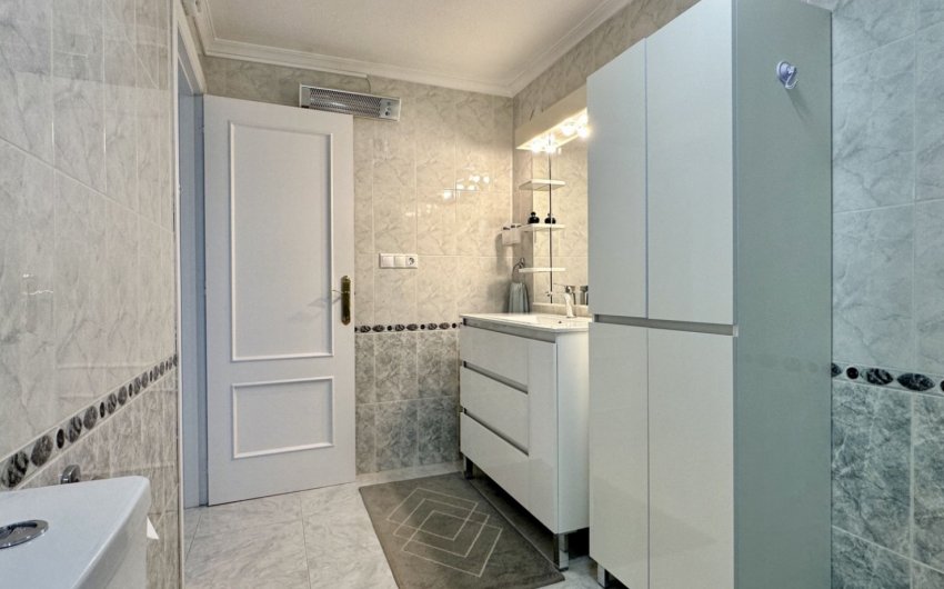 Resale - Apartment -
Orihuela Costa - Playa Flamenca