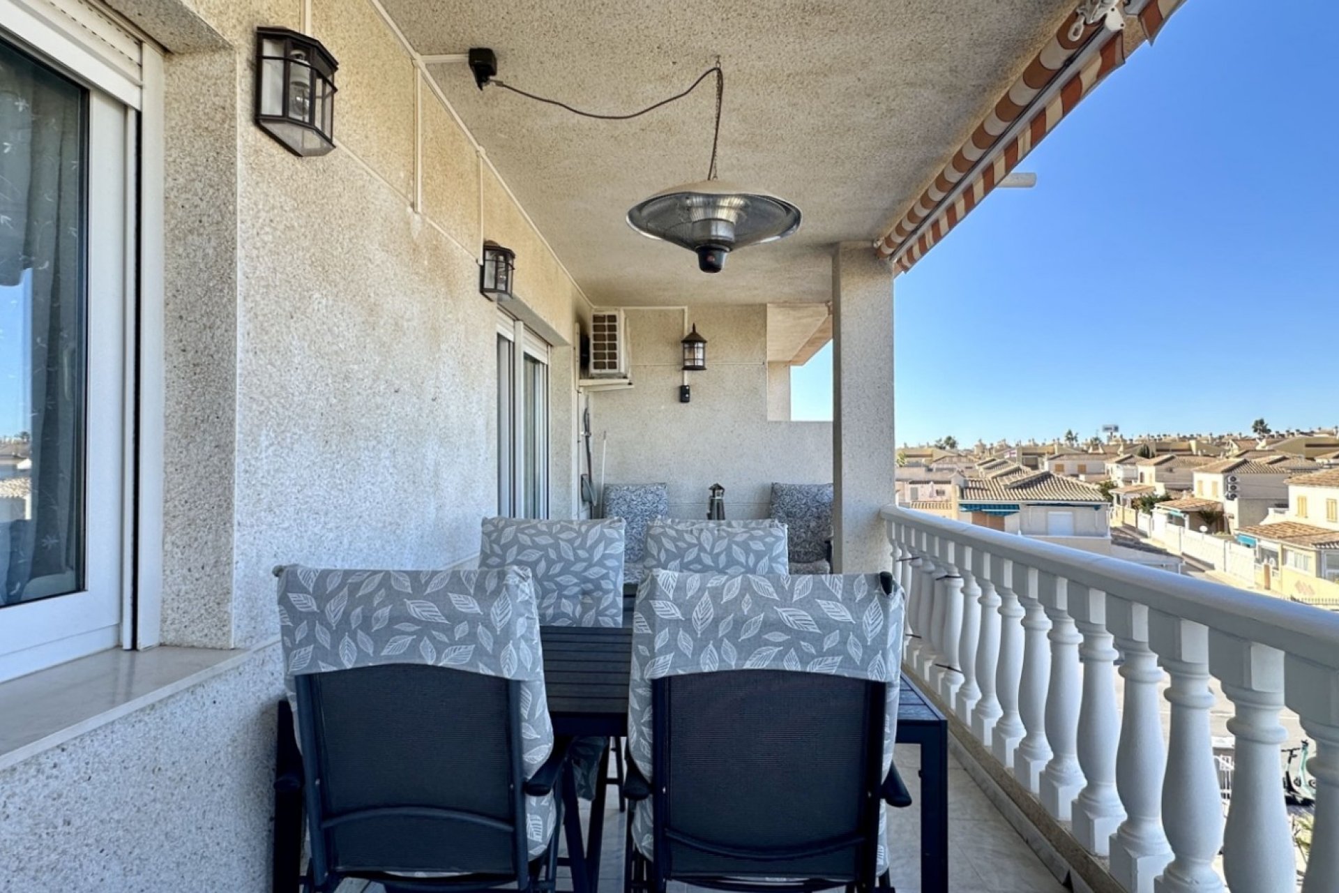 Resale - Apartment -
Orihuela Costa - Playa Flamenca