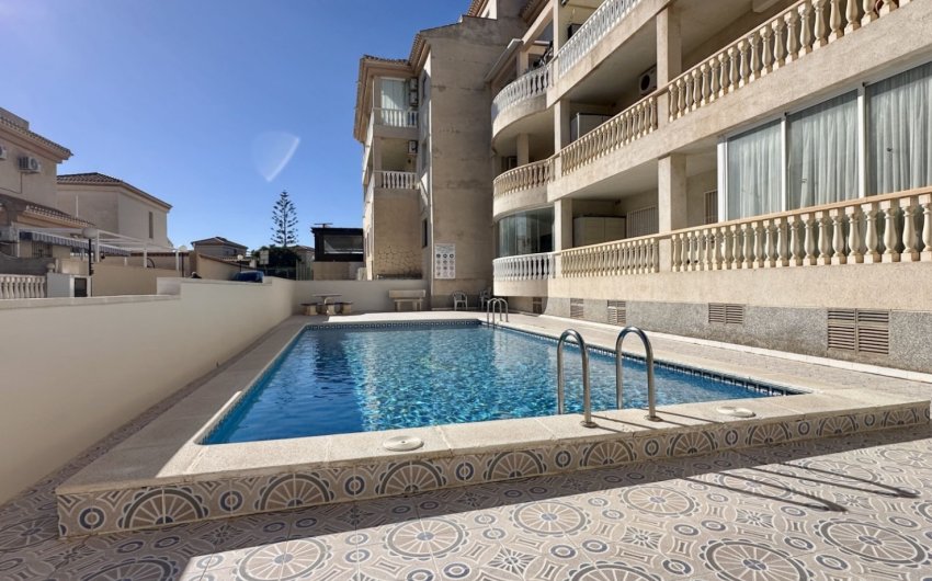 Resale - Apartment -
Orihuela Costa - Playa Flamenca