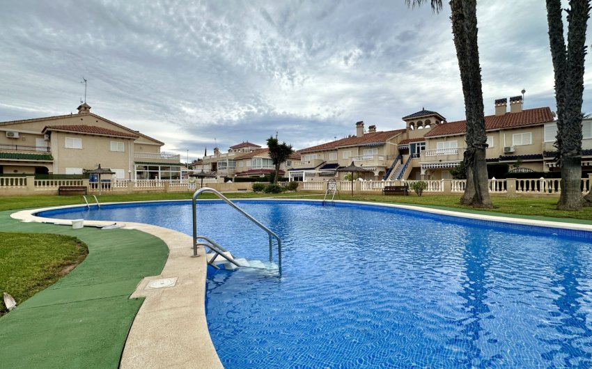 Resale - Apartment -
Orihuela Costa - Playa Flamenca