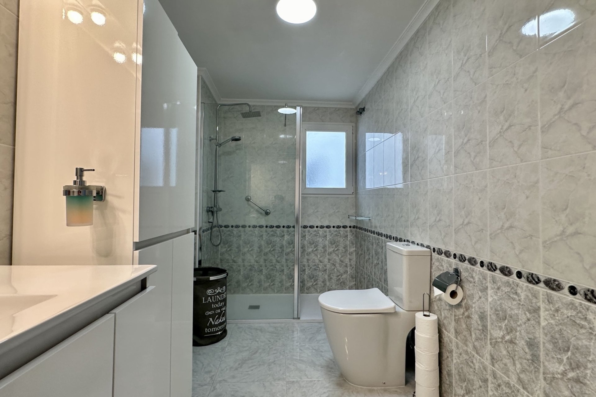 Resale - Apartment -
Orihuela Costa - Playa Flamenca