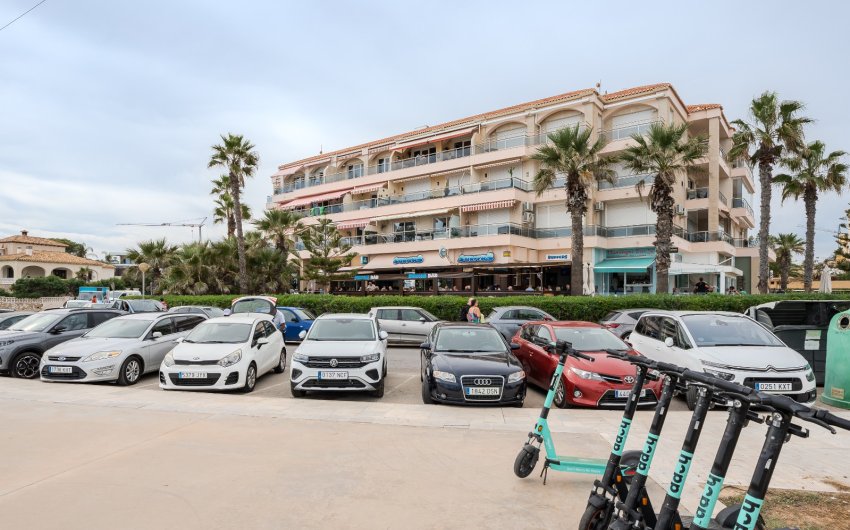 Resale - Apartment -
Orihuela Costa - Playa Flamenca