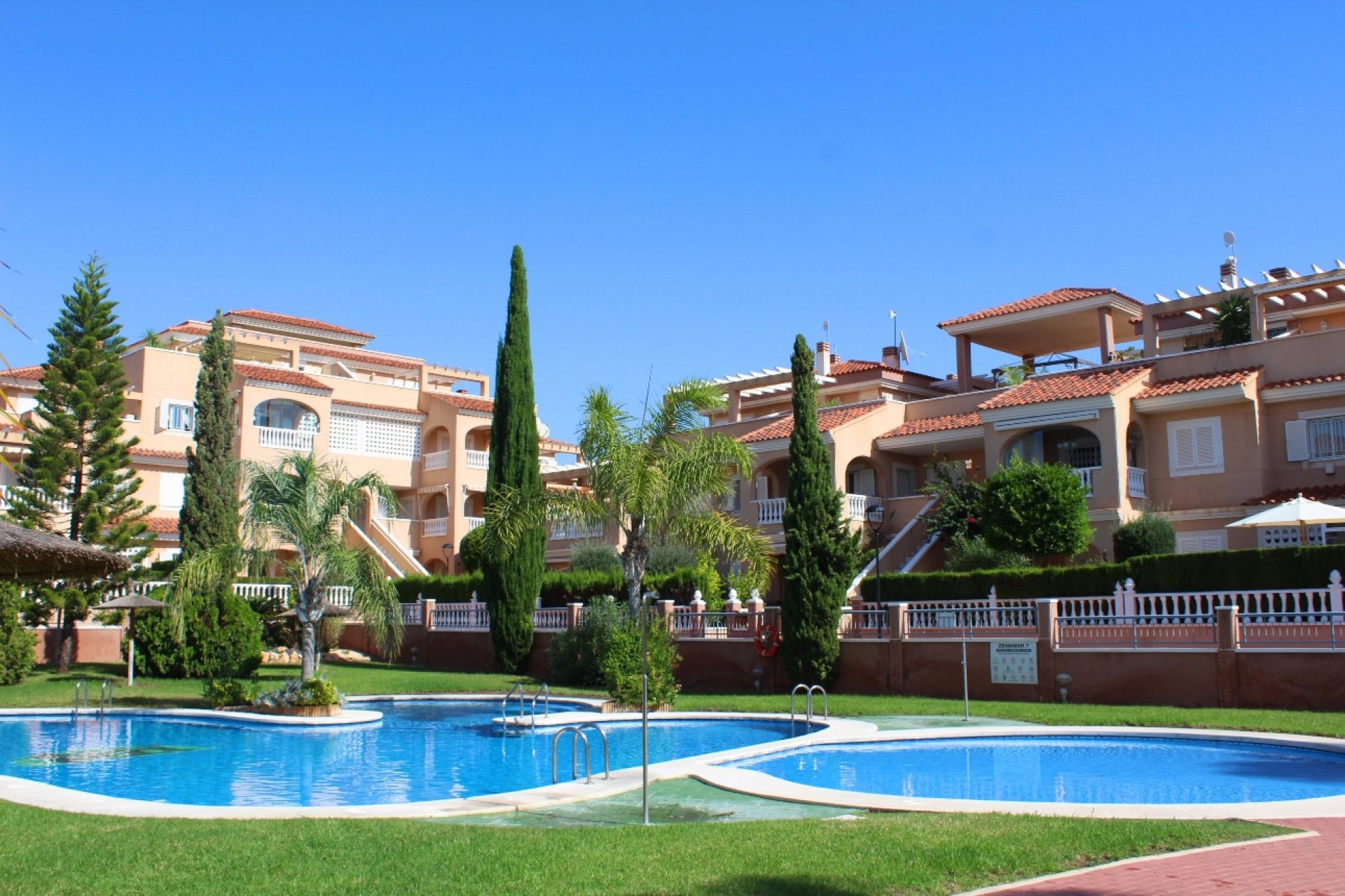 Resale - Apartment -
Orihuela Costa - Playa Flamenca