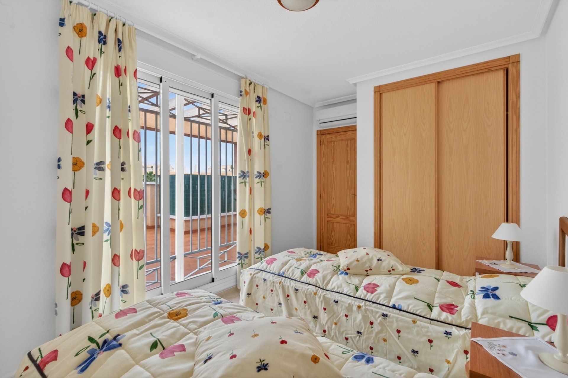 Resale - Apartment -
Orihuela Costa - Playa Flamenca