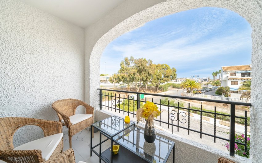 Resale - Apartment -
Orihuela Costa - Playa Flamenca