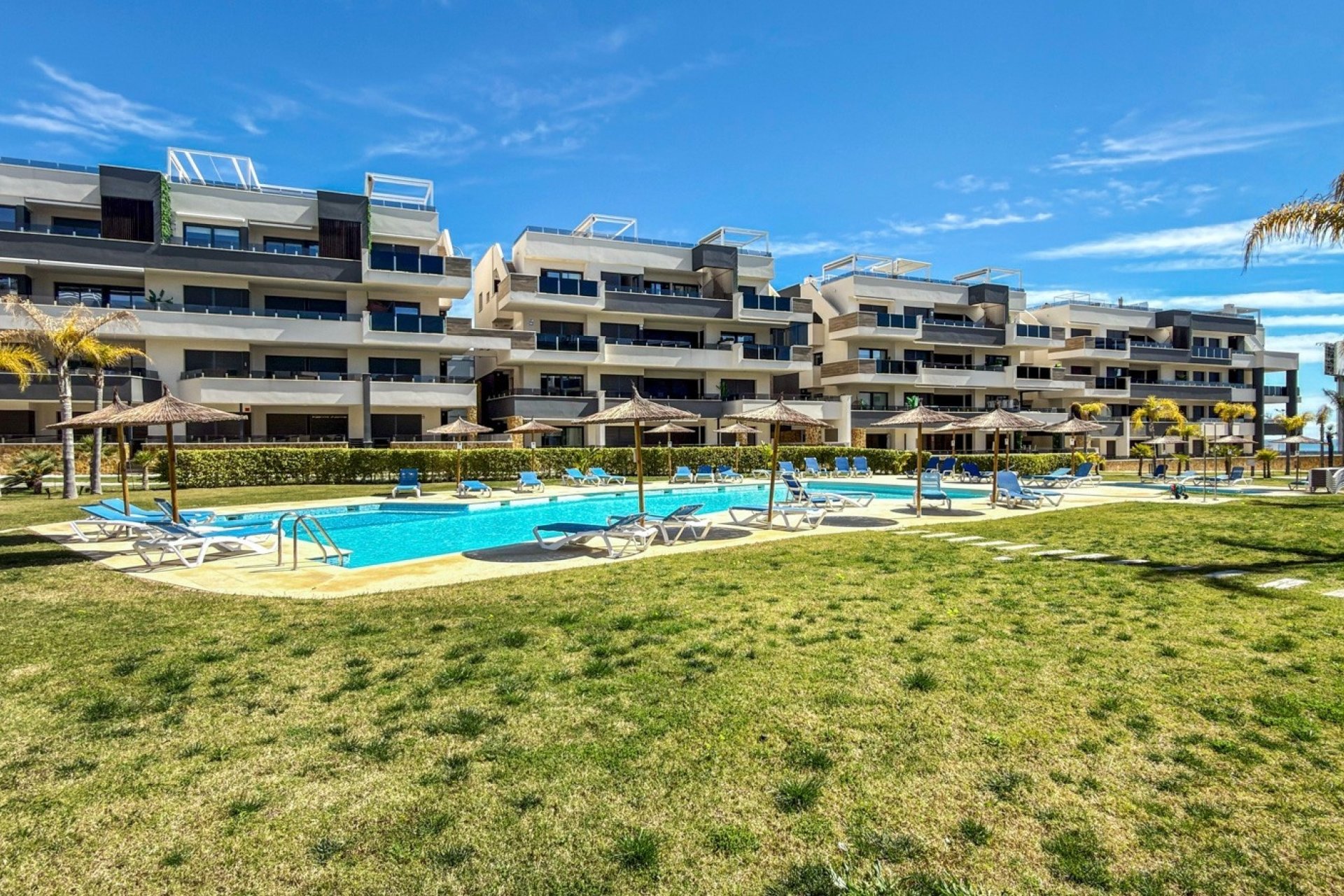 Resale - Apartment -
Orihuela Costa - Playa Flamenca