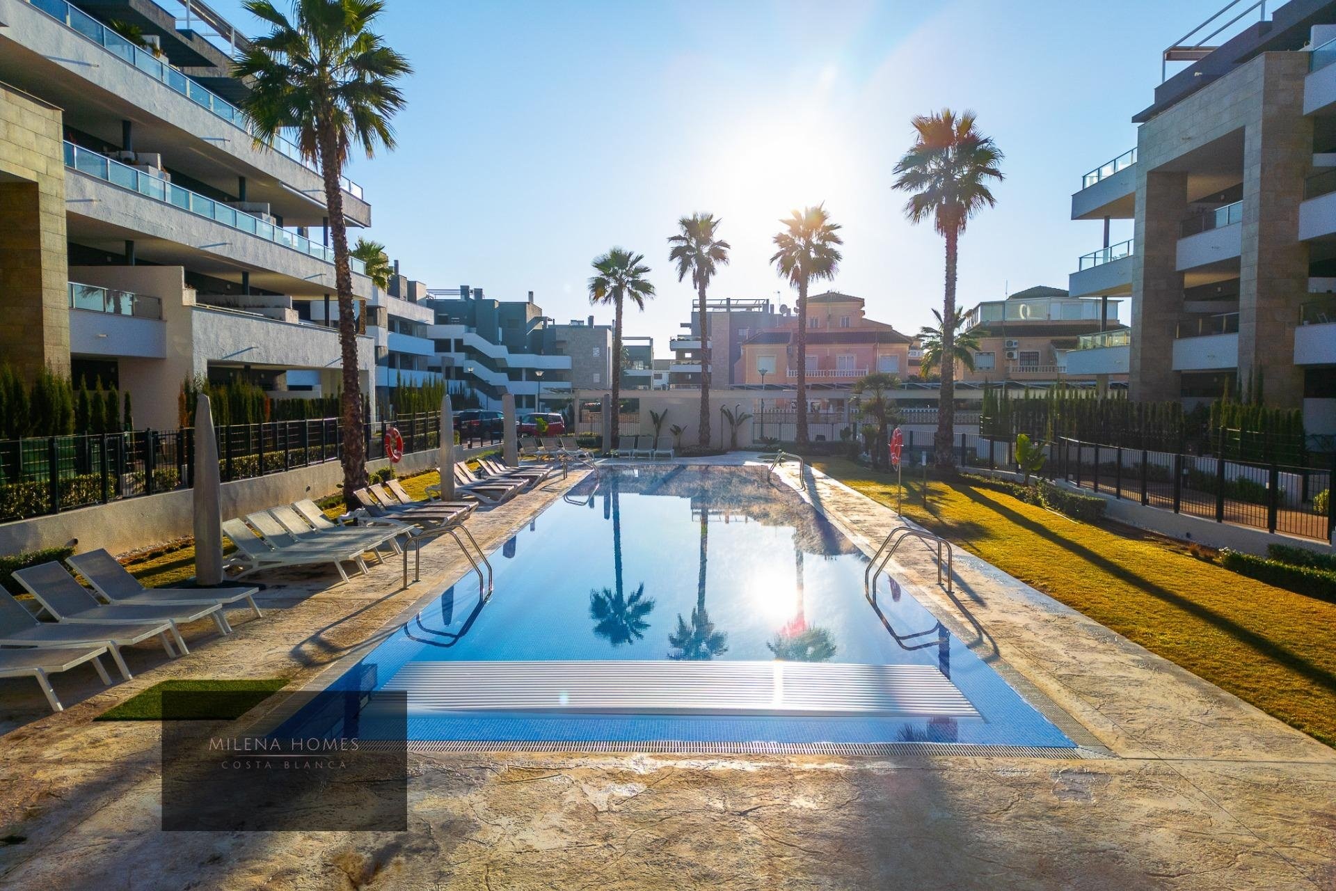 Resale - Apartment -
Orihuela Costa - Playa Flamenca