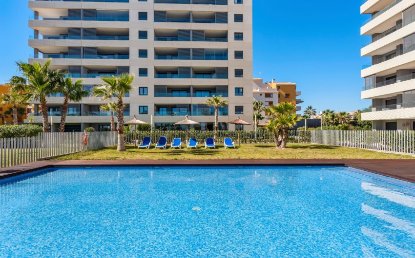 Resale - Apartment -
Orihuela Costa - Punta Prima