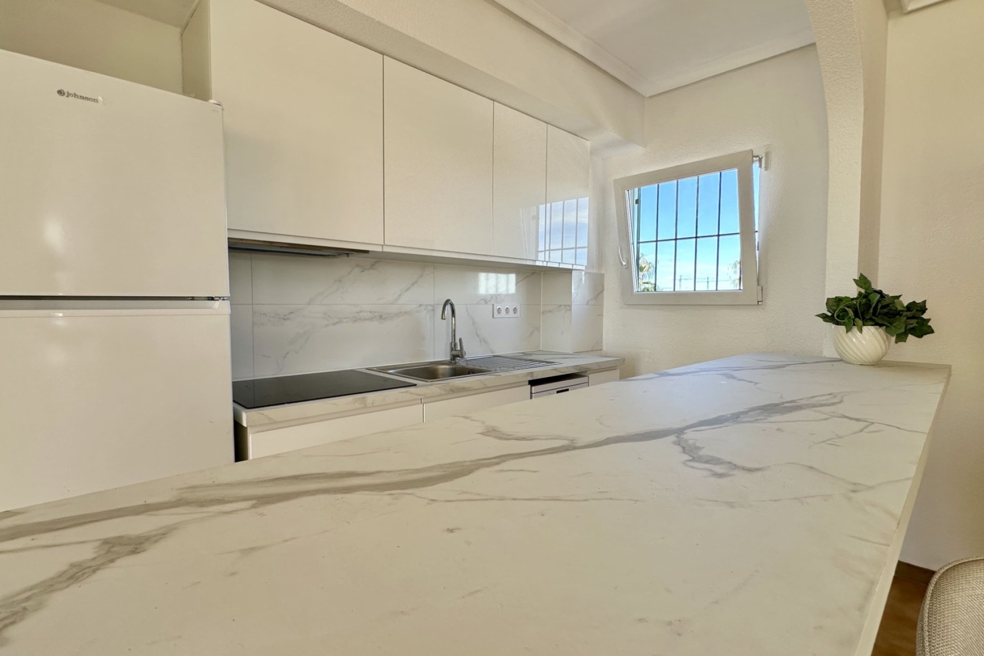 Resale - Apartment -
Orihuela Costa - Punta Prima