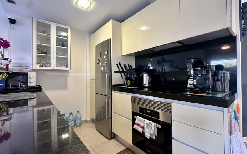 Resale - Apartment -
Orihuela Costa - Punta Prima