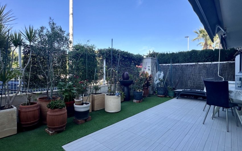 Resale - Apartment -
Orihuela Costa - Punta Prima