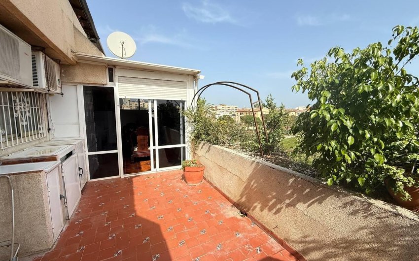 Resale - Apartment -
Orihuela Costa - Punta Prima